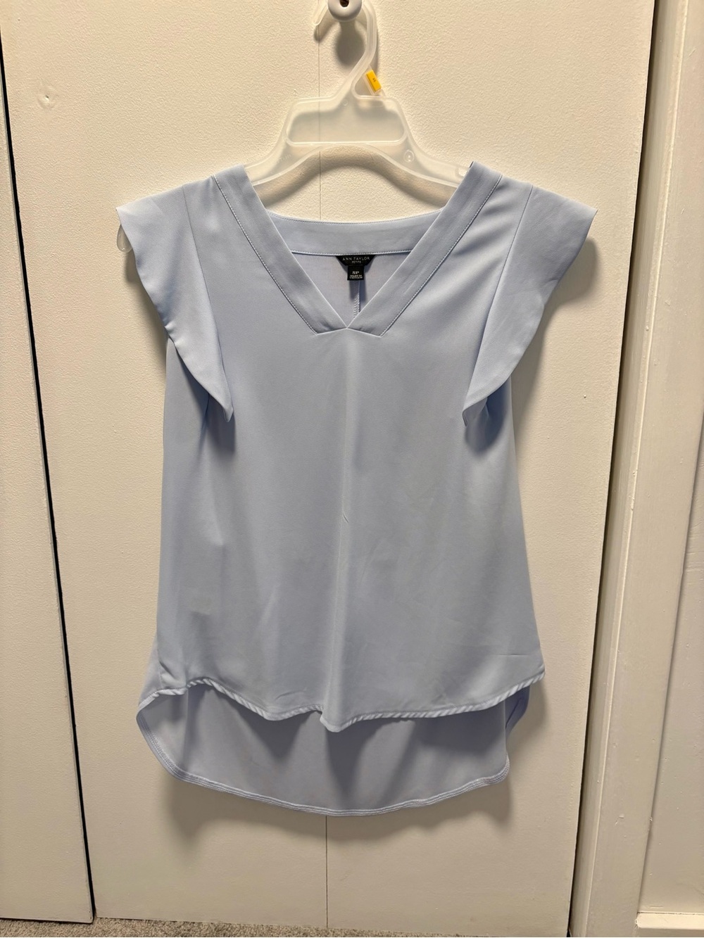 Ann Taylor Pale Blue V-Neck Cap Sleeve Blouse